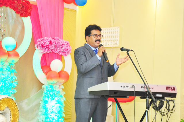 Bro Andrew Richard & Sis Hanna Celebrated their 25th Silver Jubilee Wedding anniversary with great grandeur at the Prayer Center in Mangalore here on May 04th, 2018 amidst a large number of devotees.